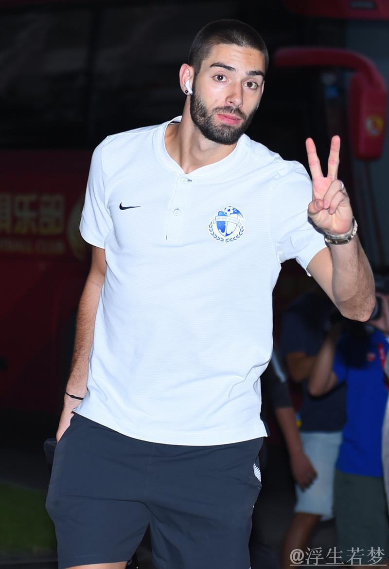 卡拉斯科罢训要求俱乐部聘家政，利雅得青年人否认